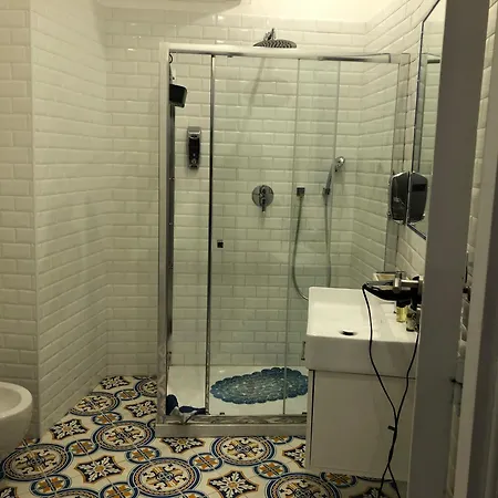 Casa Aversano - Center - 5 Minutes To - For 6 People, Ideally Located In The Heart Of Positano, With Terrace And Seaview, 3 Bathrooms And 3 Bedrooms Ferienhaus *