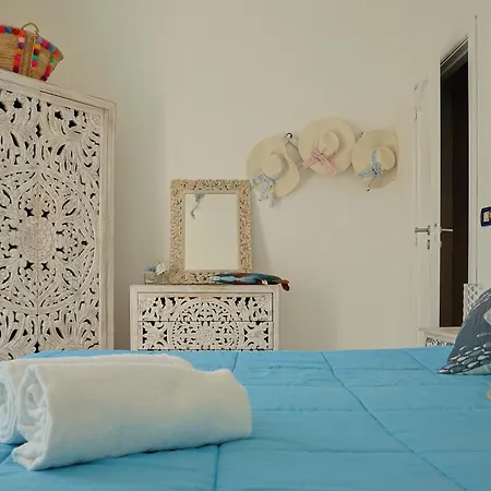 Casa Aversano - Center - 5 Minutes To - For 6 People, Ideally Located In The Heart Of Positano, With Terrace And Seaview, 3 Bathrooms And 3 Bedrooms